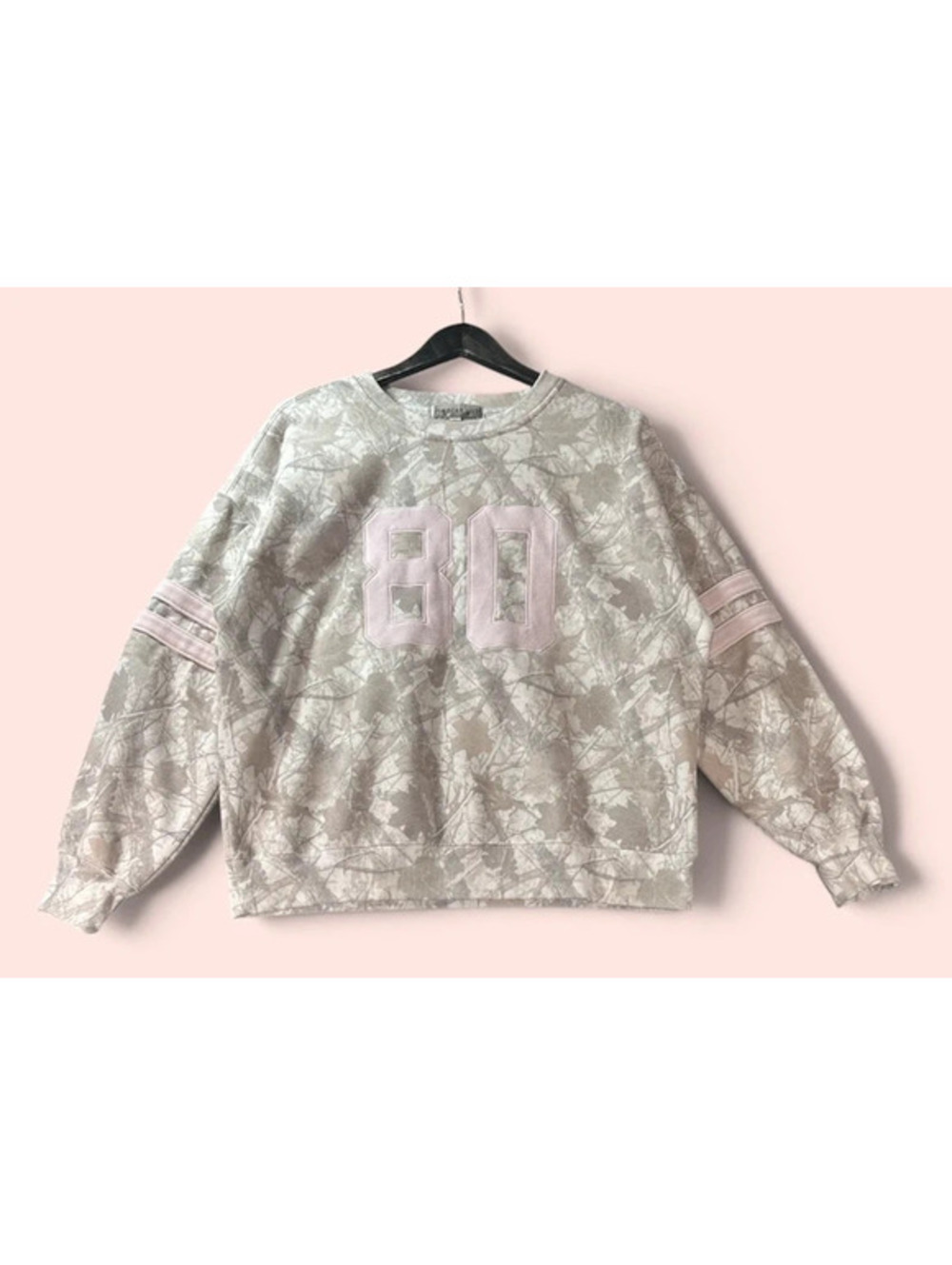 Madden Girl Camo “80” Oversized Sweatshirt Size Large Pink Gray